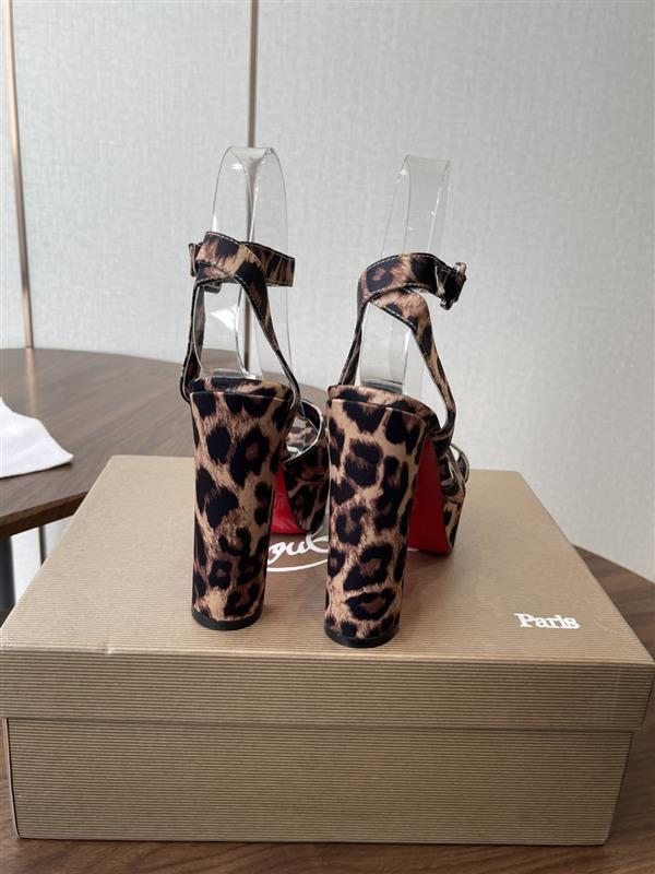 2025112810105065 340